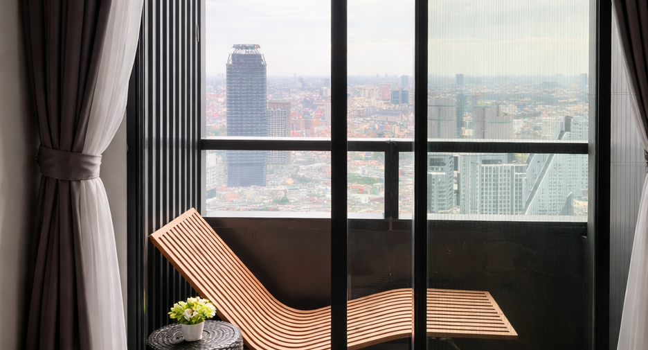 For sale 3 bedrooms condo in Bang Rak, Bangkok