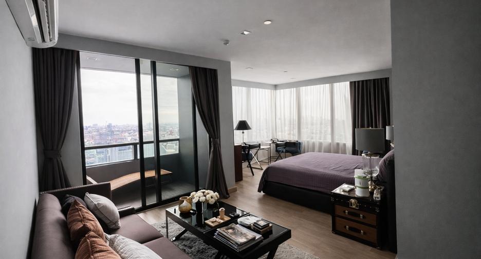 For sale 3 bedrooms condo in Bang Rak, Bangkok