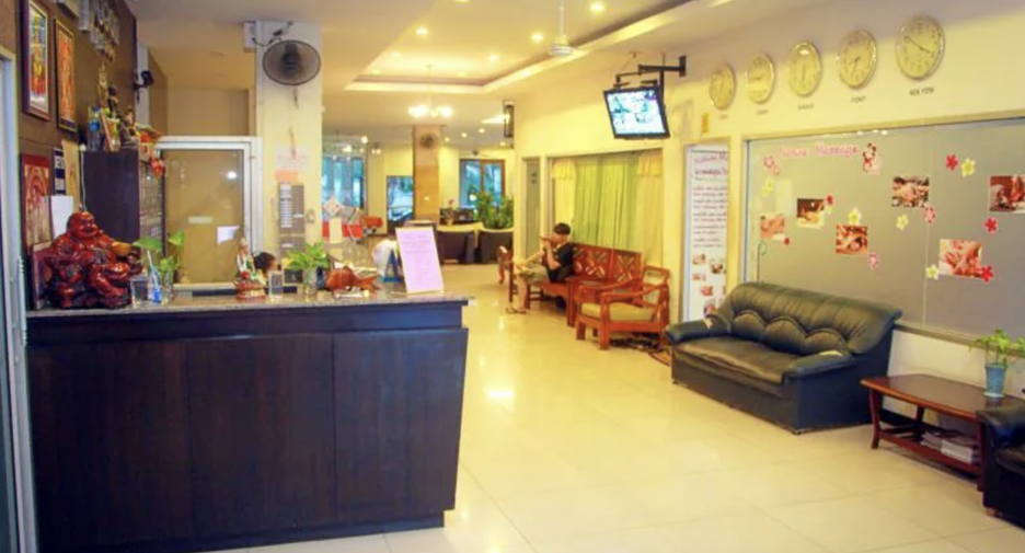 出售 79 卧室 酒店 在 Bang Lamung, Chon Buri