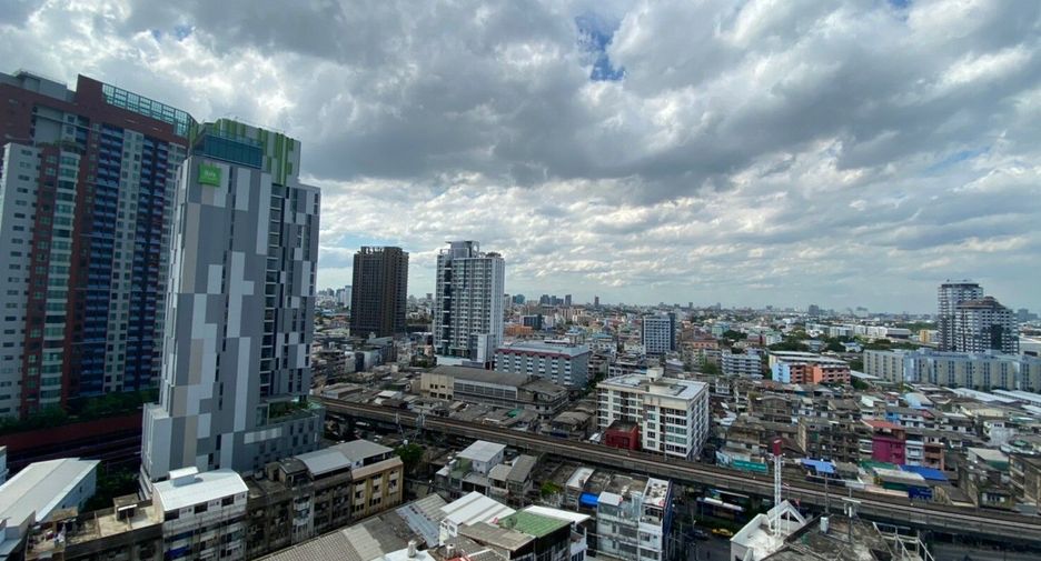 Продажа 2 спальни кондо в Кхлонг Тоеи, Бангкок