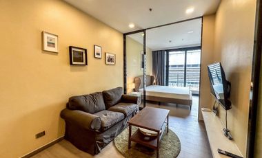 À louer studio condo à Huai Khwang, Bangkok