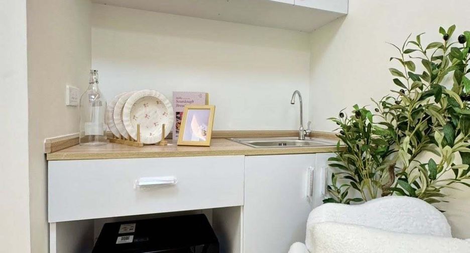 For rent studio condo in Huai Khwang, Bangkok