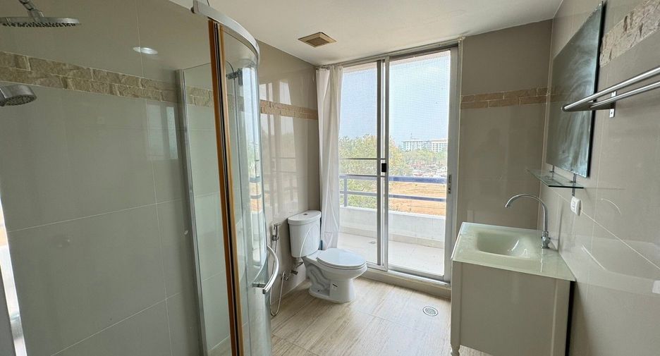For sale and for rent 2 bedrooms condo in Si Racha, Chonburi