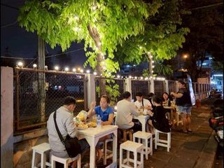 For rent retail Space in Din Daeng, Bangkok
