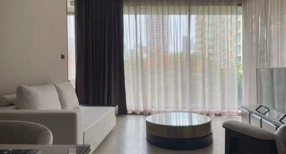 For rent 2 bedrooms condo in Watthana, Bangkok