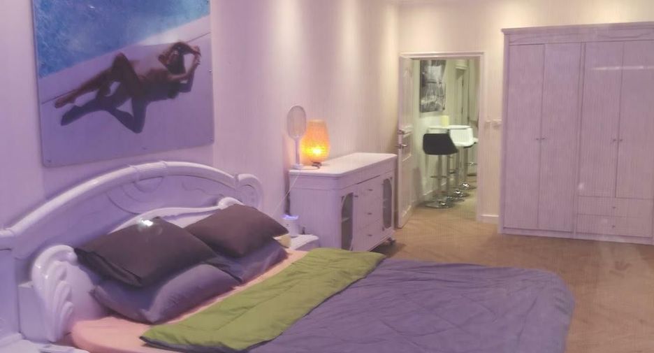 Villa zum Kauf mit 4 Zimmer in Bang Lamung, Chonburi