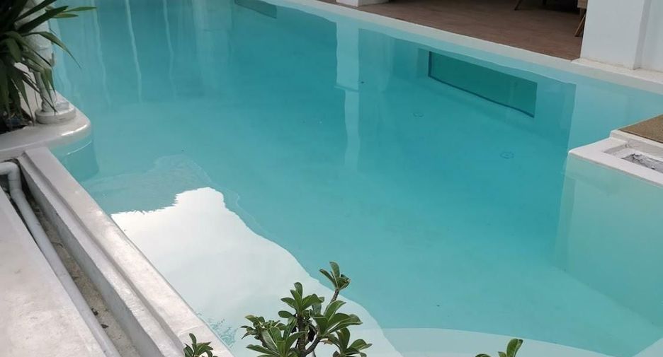 Villa zum Kauf mit 4 Zimmer in Bang Lamung, Chonburi