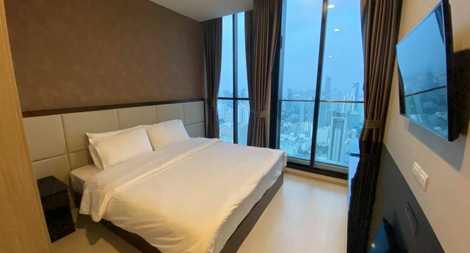 For rent 2 bedrooms condo in Pathum Wan, Bangkok