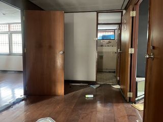 For sale and for rent 4 bedrooms house in Wang Thonglang, Bangkok