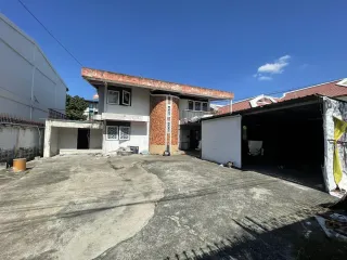 For sale and for rent 4 bedrooms house in Wang Thonglang, Bangkok
