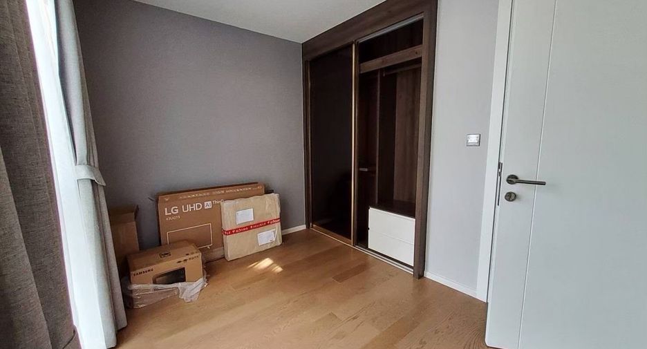 For sale 2 bedrooms condo in Phaya Thai, Bangkok