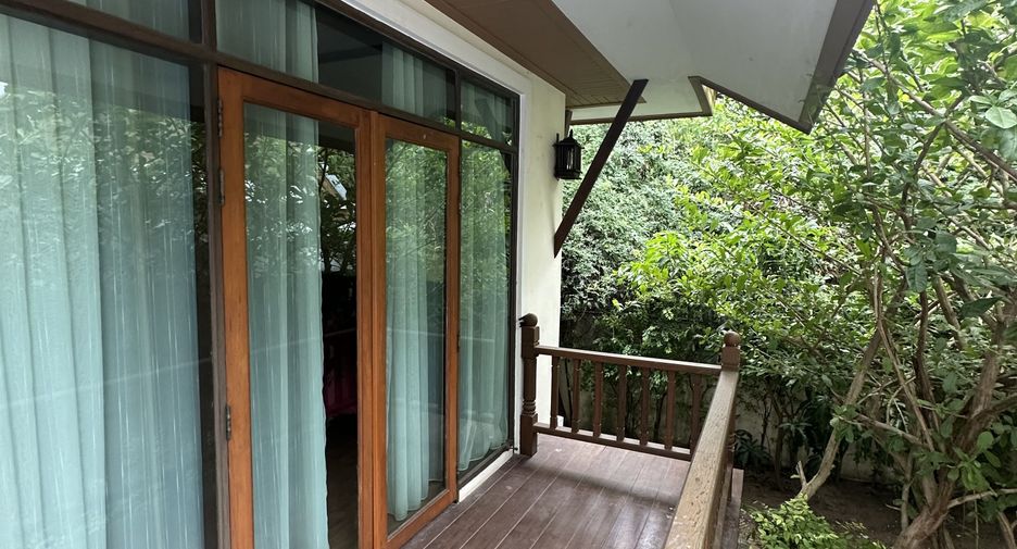 For rent 3 bedrooms villa in Bang Lamung, Chonburi