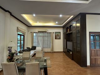 Villa zur Miete mit 3 Zimmer in Bang Lamung, Chonburi