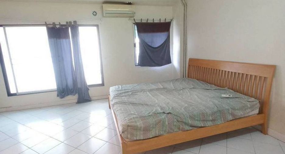 Reihenhaus zum Kauf und zur Miete mit 3 Zimmer in Suan Luang, Bangkok