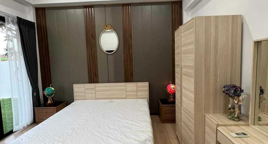 Casa en alquiler de 2 habitaciones en Bang Lamung, Chonburi