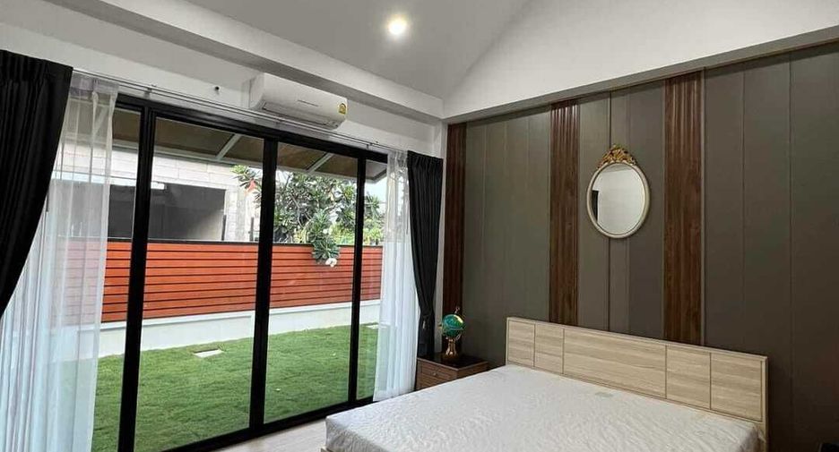 Casa en alquiler de 2 habitaciones en Bang Lamung, Chonburi