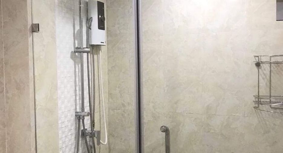 Wohnung zum Kauf mit 1 Zimmer in Phra Khanong, Bangkok