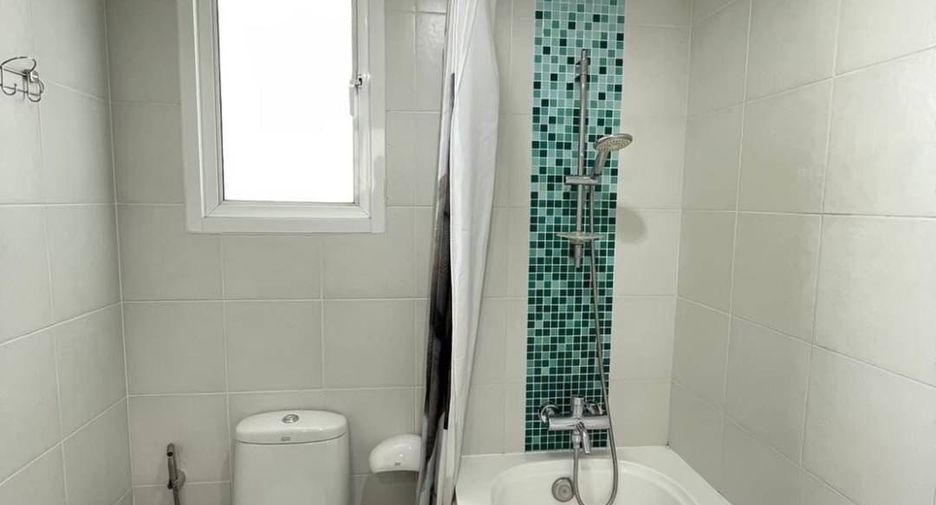 For rent 2 bedrooms condo in Phaya Thai, Bangkok