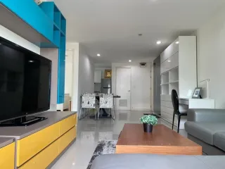 Condo en alquiler de 2 habitaciones en Phaya Thai, Bangkok
