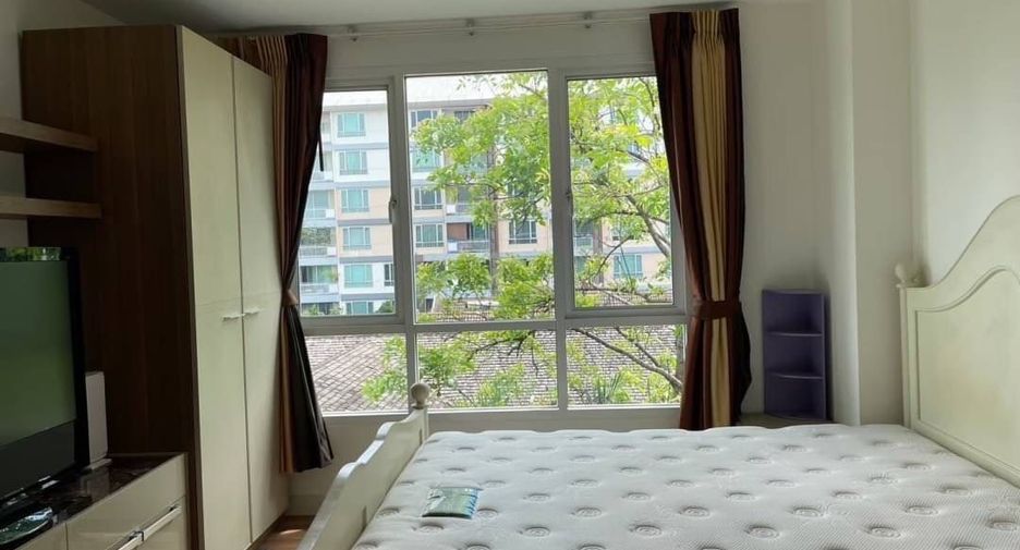 For rent 2 bedrooms condo in Phaya Thai, Bangkok