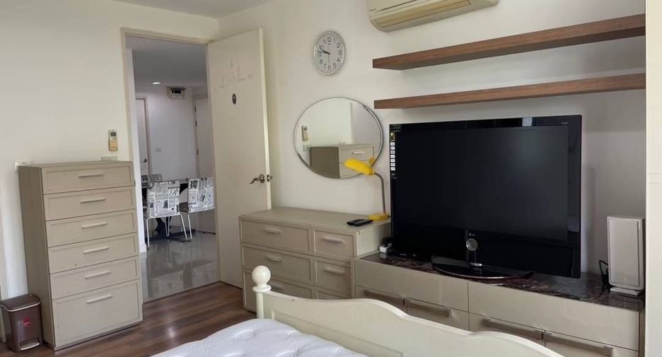 For rent 2 bedrooms condo in Phaya Thai, Bangkok