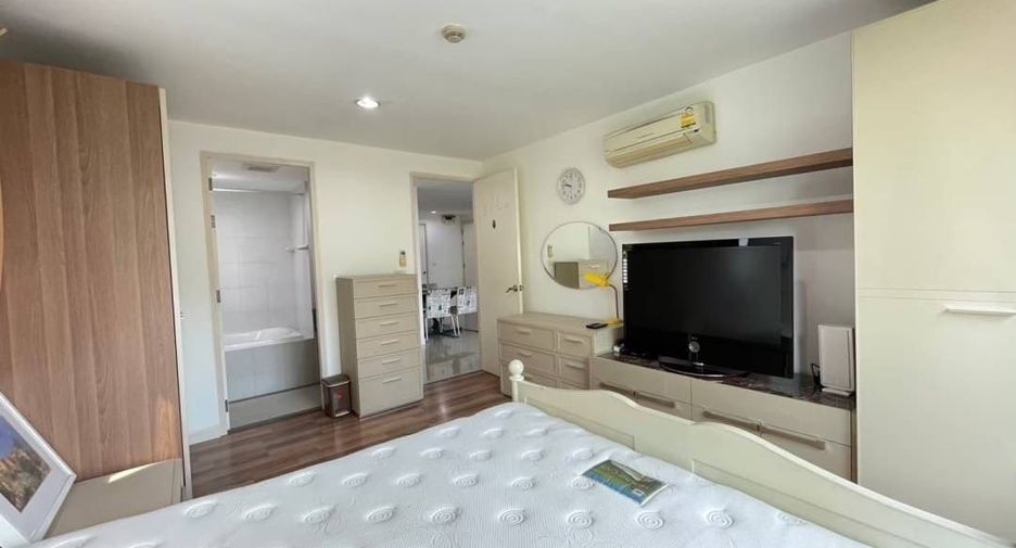 For rent 2 bedrooms condo in Phaya Thai, Bangkok