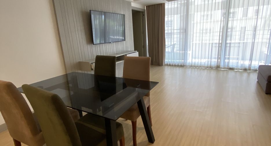 For rent 2 bedrooms apartment in Watthana, Bangkok