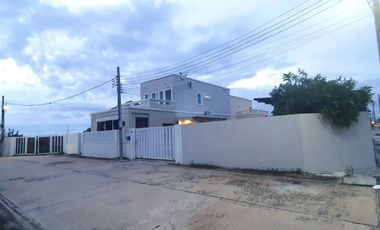 À vendre 3 chambres villa à Mueang Samut Prakan, Samut Prakan