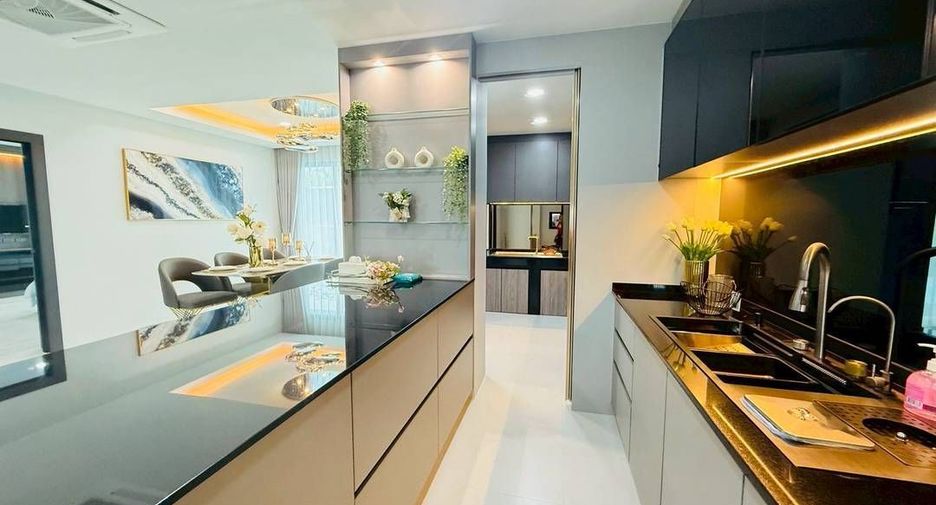 For rent 5 bedrooms villa in Bang Lamung, Chonburi