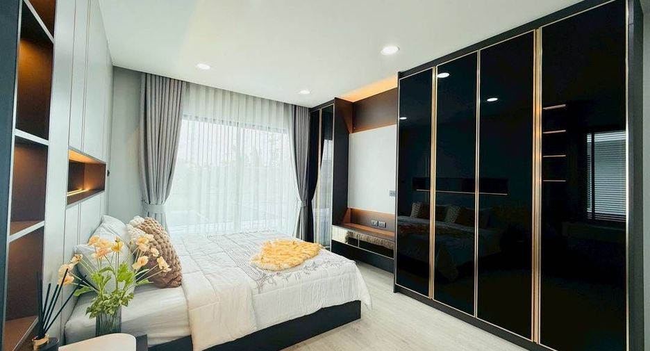 For rent 5 bedrooms villa in Bang Lamung, Chonburi