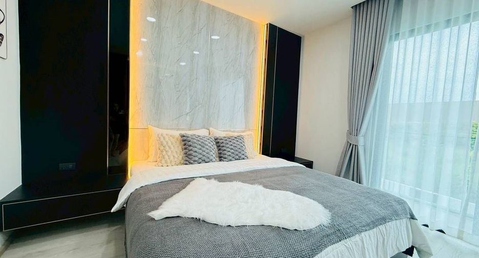 For rent 5 bedrooms villa in Bang Lamung, Chonburi