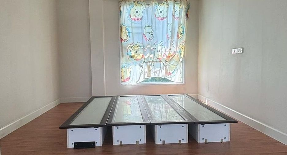 For sale 3 bedrooms house in Phasi Charoen, Bangkok