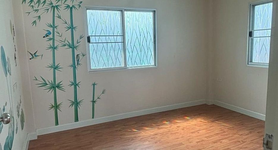 For sale 3 bedrooms house in Phasi Charoen, Bangkok