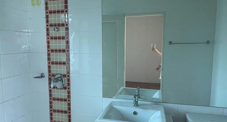 For sale 3 bedrooms house in Phasi Charoen, Bangkok