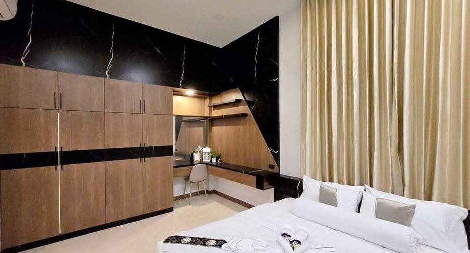 À vendre 3 chambres villa à Bang Lamung, Chonburi