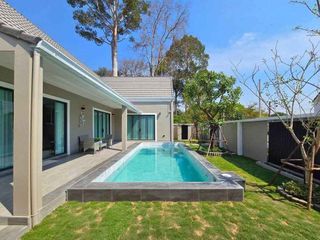 For sale 3 bedrooms villa in Bang Lamung, Chonburi