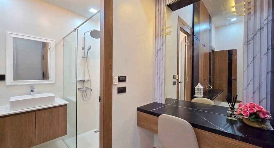 À vendre 3 chambres villa à Bang Lamung, Chonburi