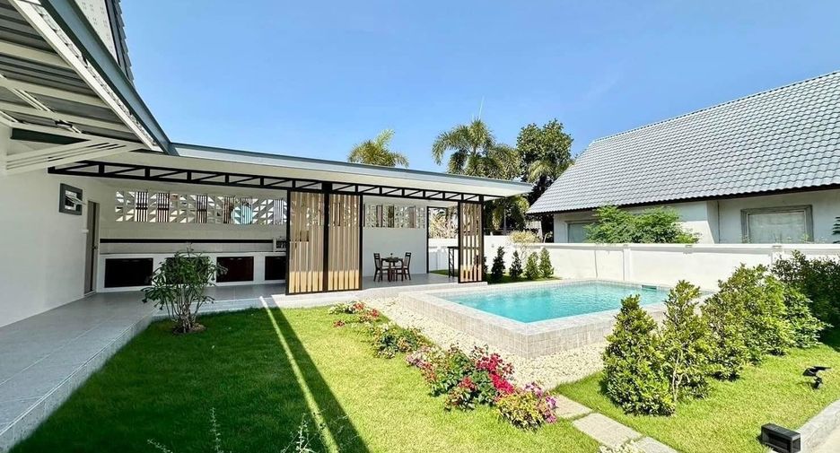 Villa en venta de 5 habitaciones en Bang Lamung, Chonburi