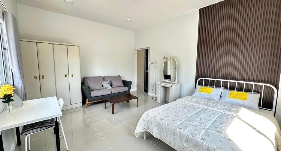Villa en venta de 5 habitaciones en Bang Lamung, Chonburi