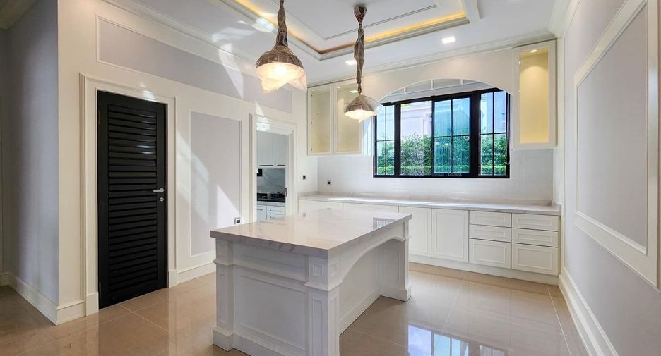 For sale and for rent 4 bedrooms house in Prawet, Bangkok