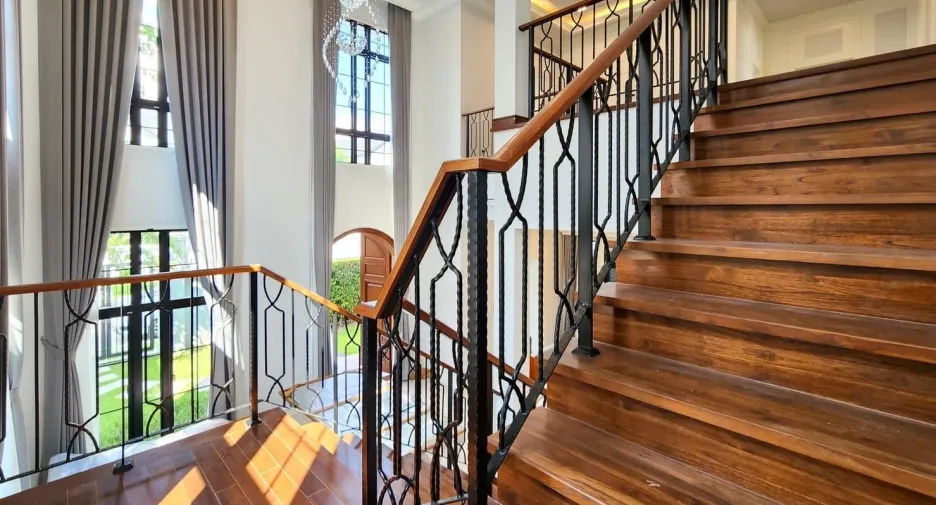 For sale and for rent 4 bedrooms house in Prawet, Bangkok