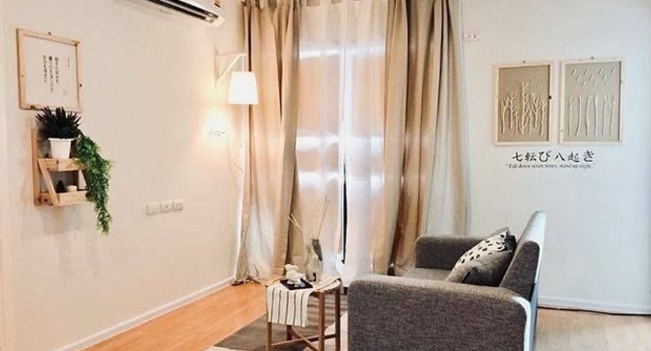 For rent 2 bedrooms condo in Chatuchak, Bangkok