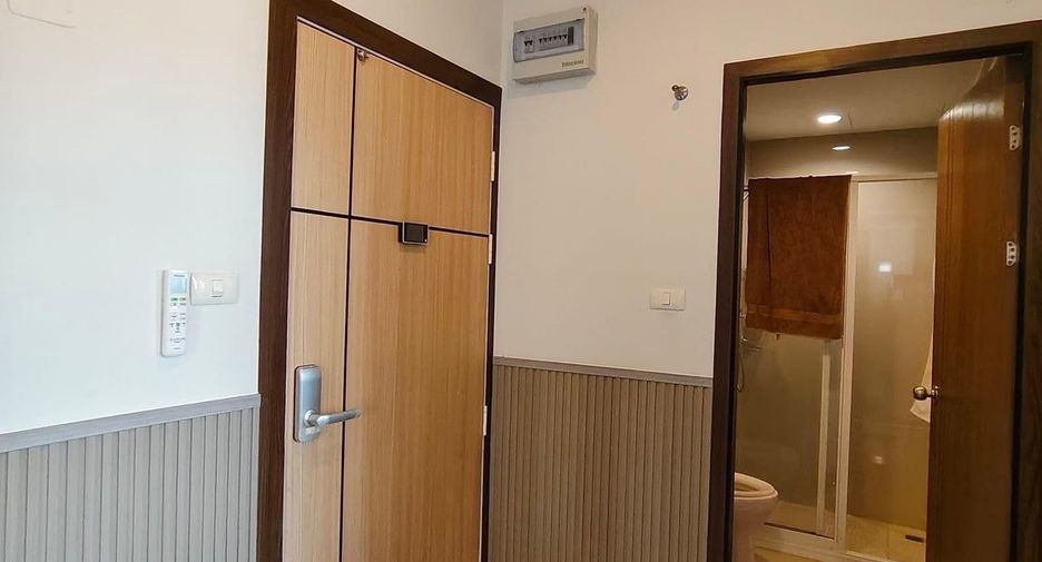 For rent 2 bedrooms condo in Bang Lamung, Chonburi