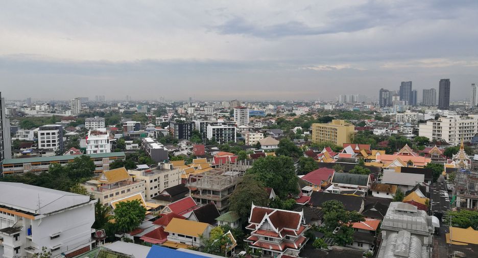 For rent 1 bed condo in Khlong Toei, Bangkok