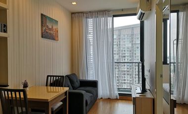 Condo en alquiler de 1 habitaciones en Phra Khanong, Bangkok