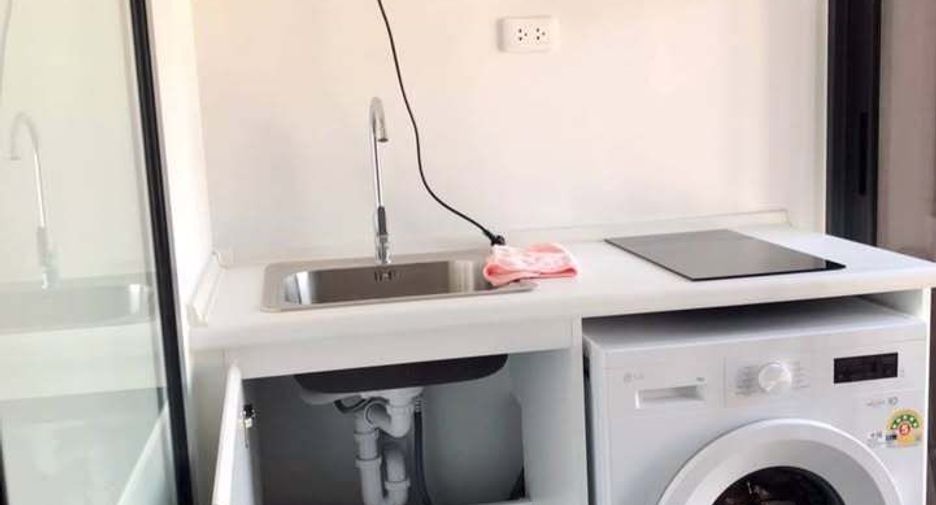 For rent 1 bed condo in Phra Khanong, Bangkok