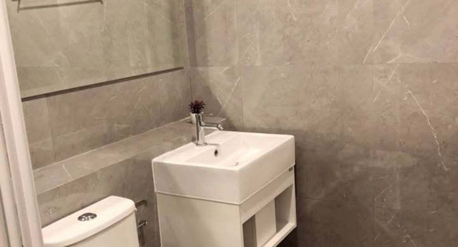 For rent 1 bed condo in Phra Khanong, Bangkok