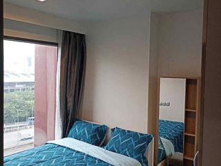 À louer 1 chambre condo à Huai Khwang, Bangkok
