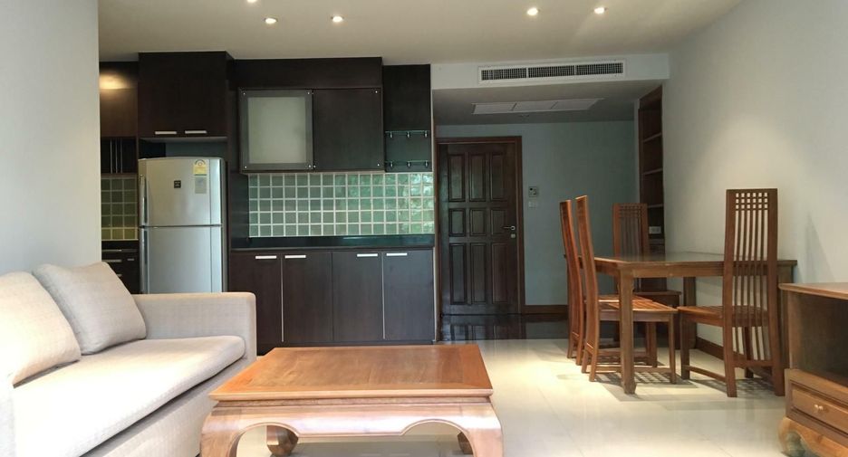 For rent 2 bedrooms condo in Sathon, Bangkok