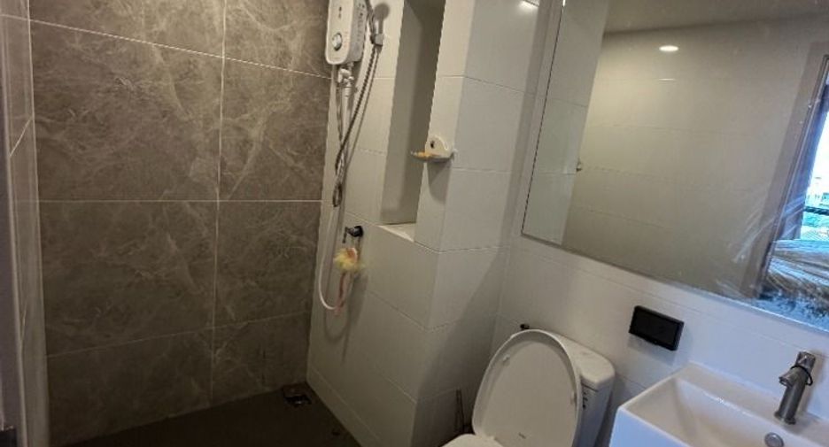 For rent 1 bed condo in Phra Khanong, Bangkok